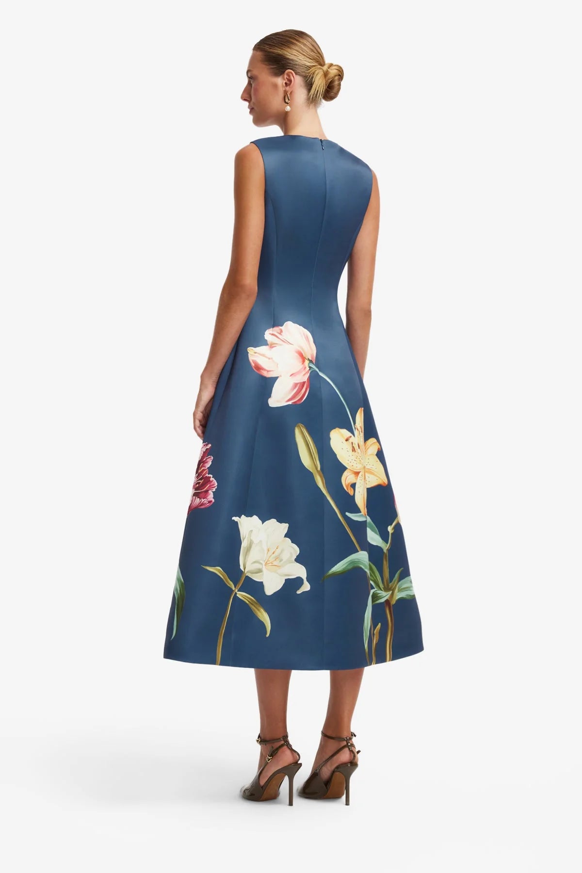 Cleo Embroidered Sleeveless Midi Dress - Lily Print in Indigo